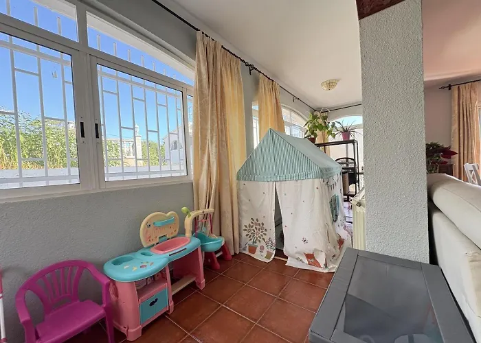 Charming Catalan With Pool & Views Vila *
