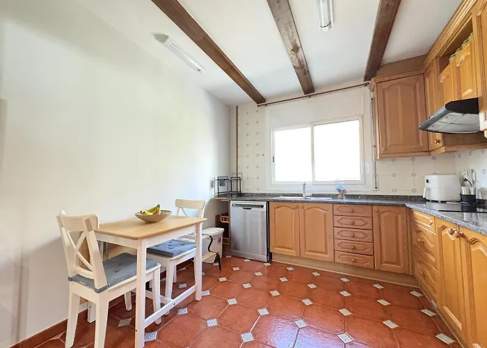 Charming Catalan With Pool & Views *