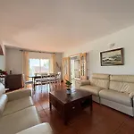 Charming Catalan With Pool & Views וילה