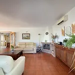 וילה Charming Catalan With Pool & Views קוניט