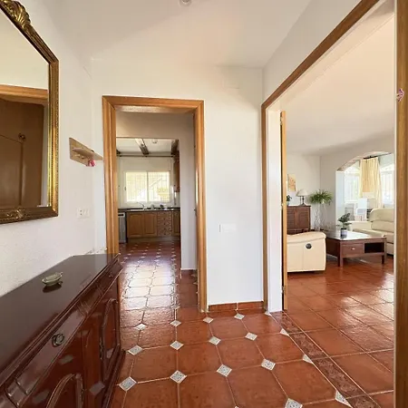Charming Catalan With Pool & Views * Cunit