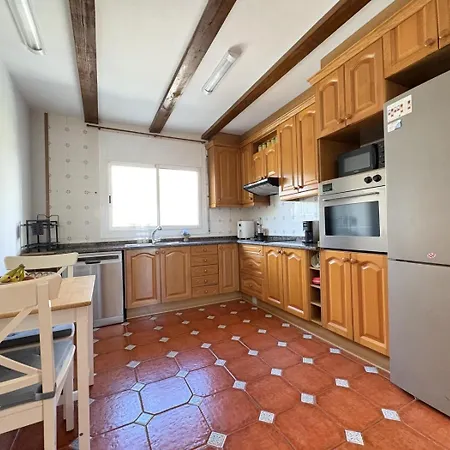 Charming Catalan With Pool & Views
