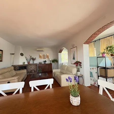 Villa Charming Catalan With Pool & Views Cunit