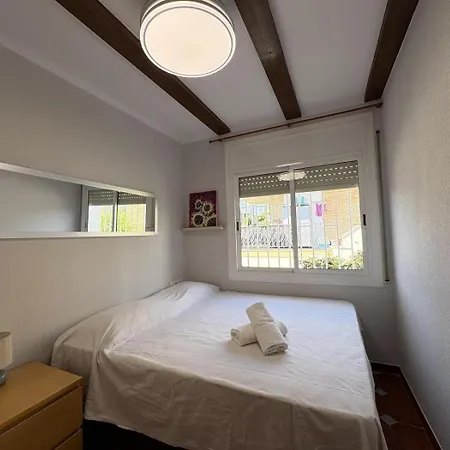 Charming Catalan With Pool & Views Cunit