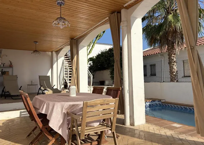 Villa Charming Catalan With Pool & Views Cunit