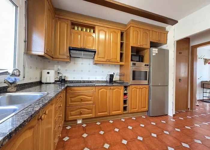 Charming Catalan With Pool & Views