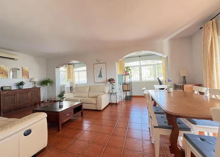 Charming Catalan With Pool & Views Villa *